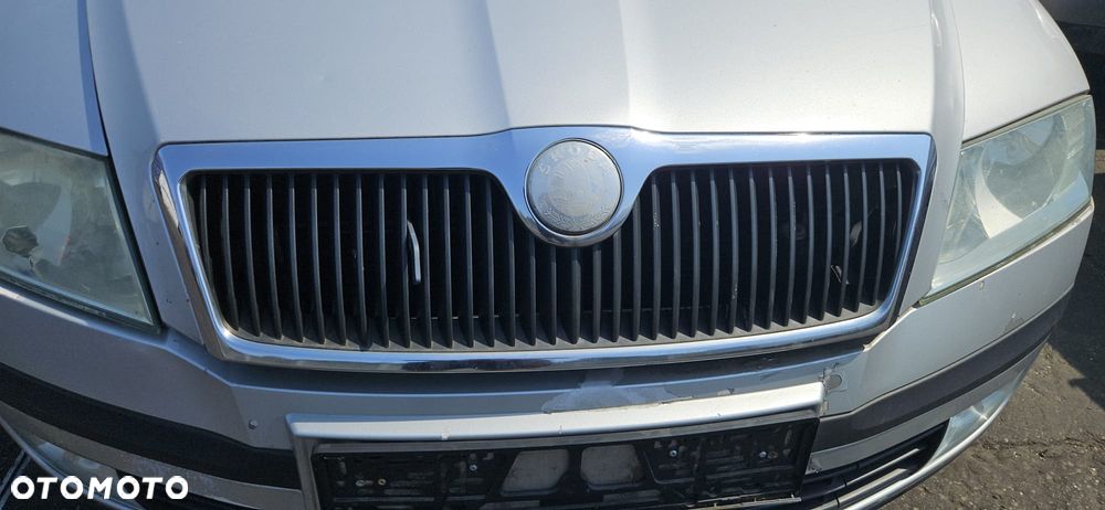 SKODA OCTAVIA II  04-08 1.9 TDI BKC - RADIO RADIOODTWARZACZ - 7