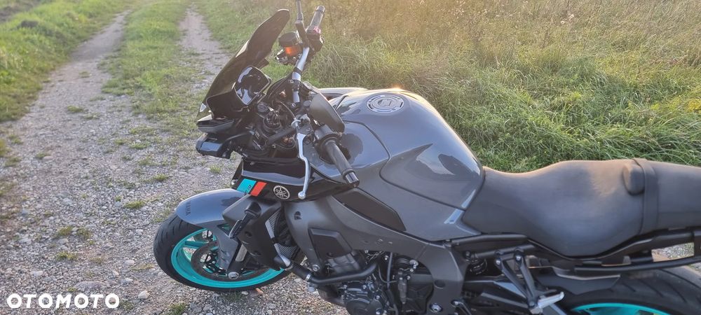 Yamaha MT - 7