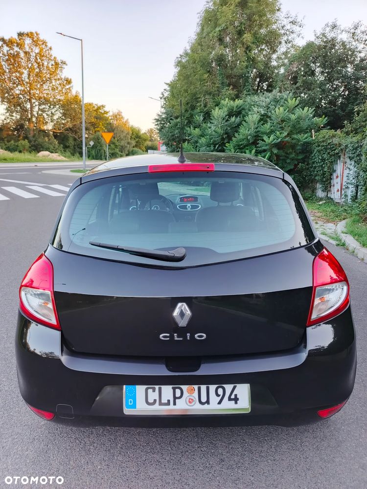 Renault Clio - 5