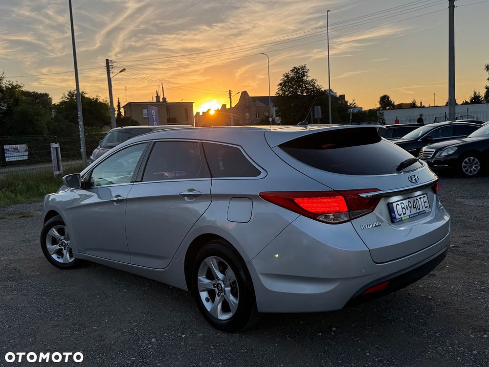 Hyundai i40 1.7 CRDi Comfort + - 13