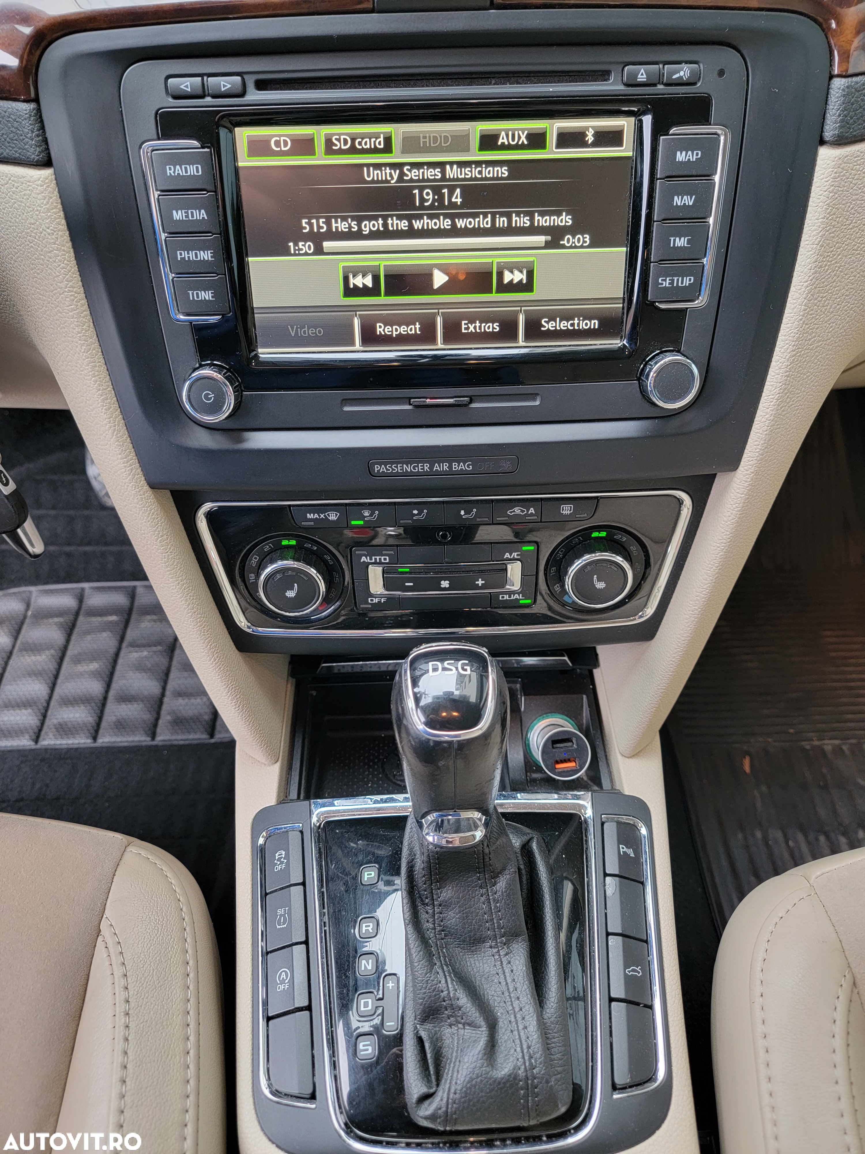 Skoda Superb Combi 2.0 TDI DSG L&K - 17