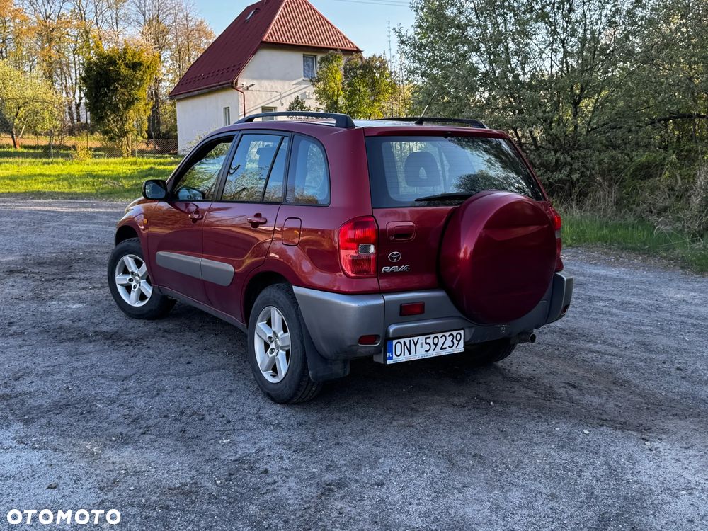 Toyota RAV4 - 22