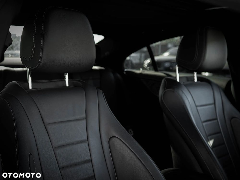 Mercedes-Benz CLS - 23