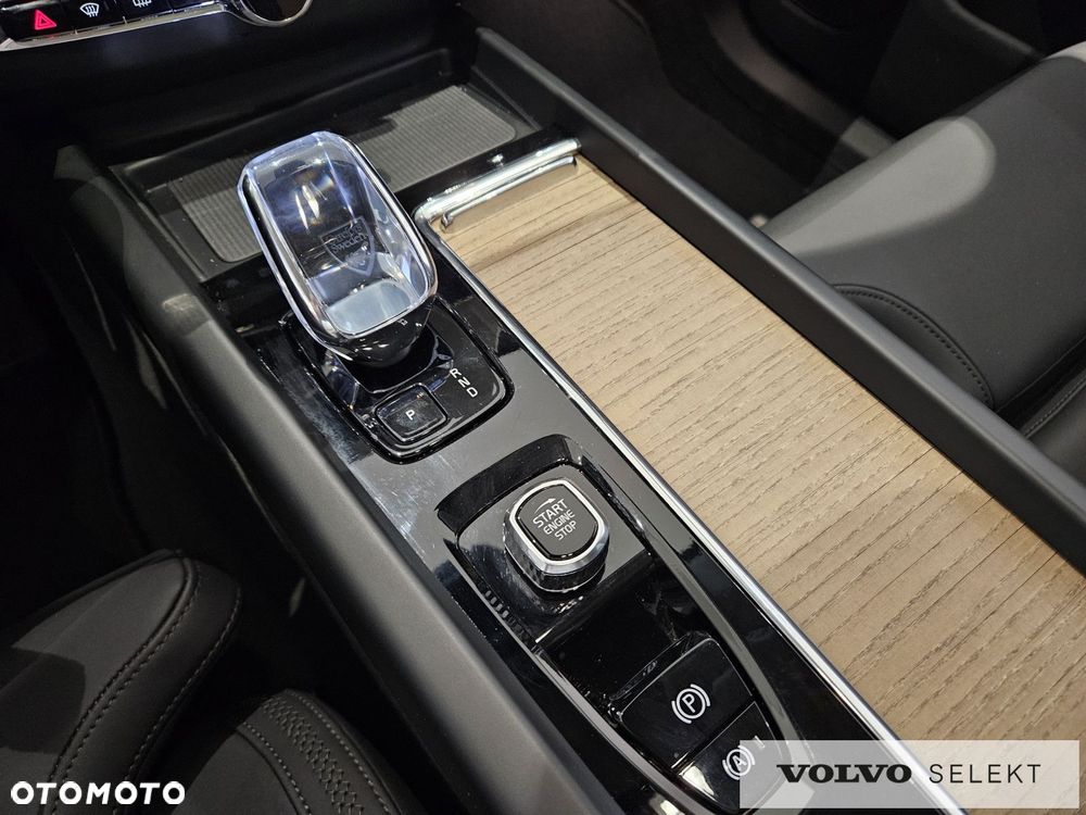 Volvo XC 60 - 25