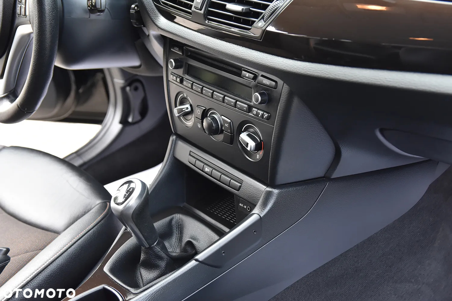 BMW X1 sDrive18i xLine - 34