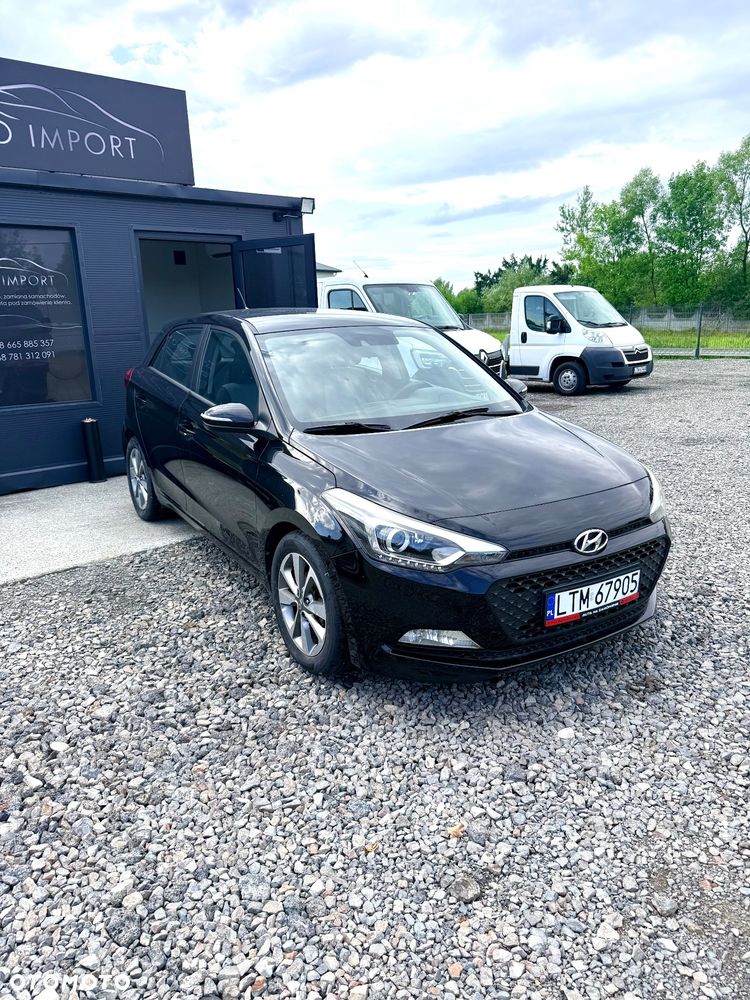Hyundai i20 blue 1.2 Advantage - 2