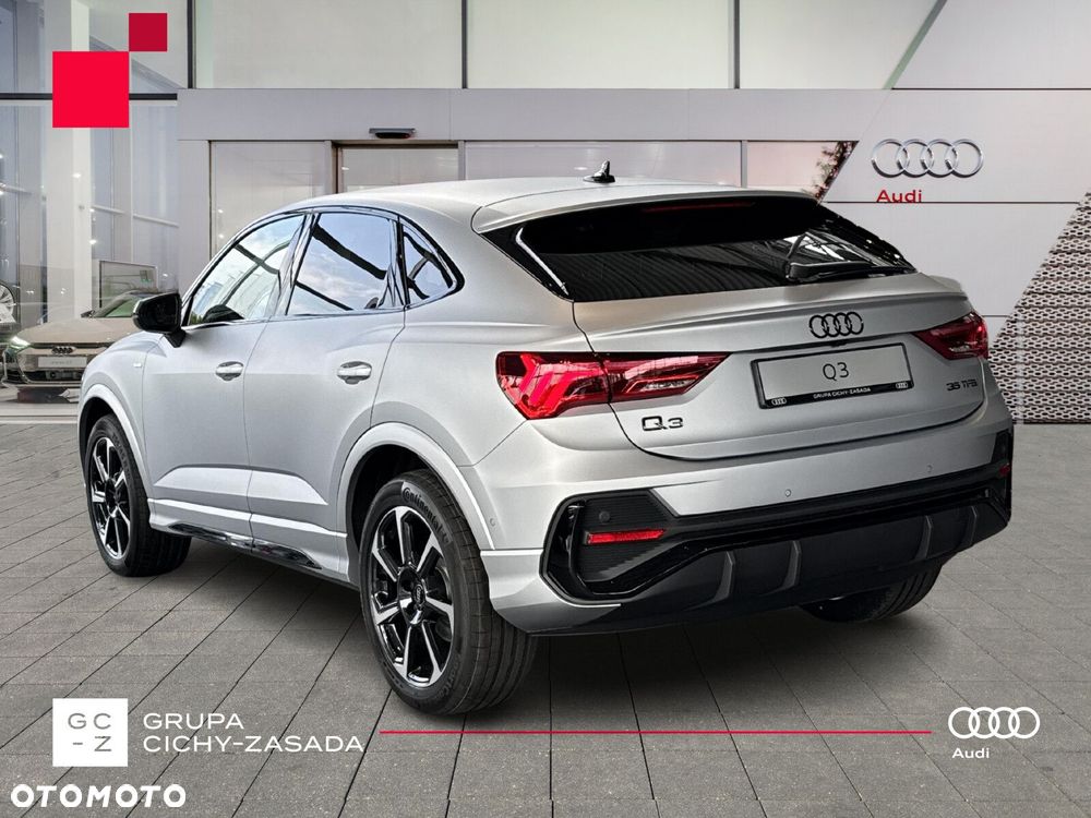 Audi Q3 Sportback - 11