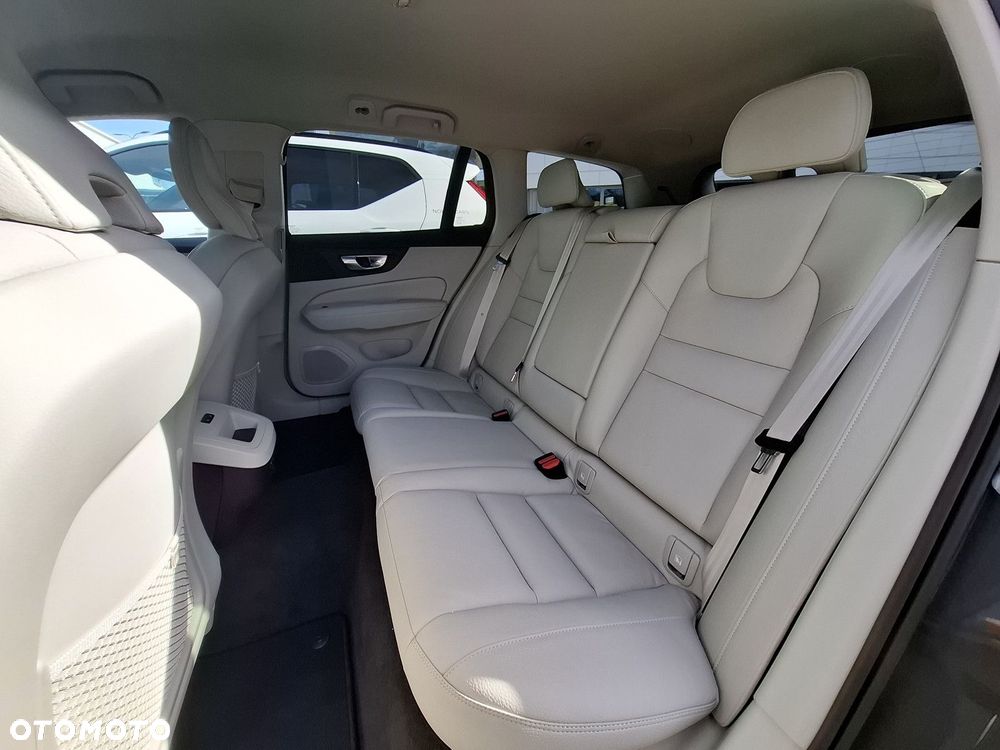 Volvo V60 - 10