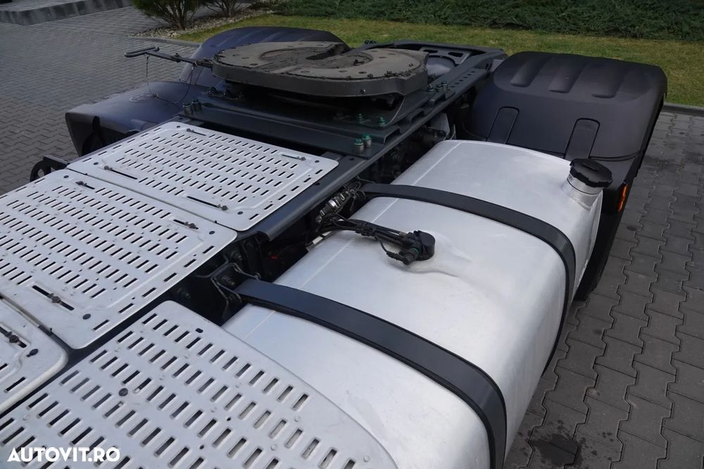 DAF XF 530 / CABINĂ SPATIALĂ / ANVELOPE 100% / EURO 6 - 12