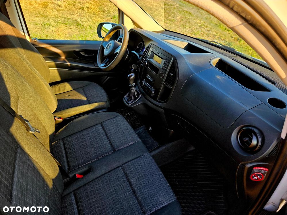 Mercedes-Benz Vito - 15