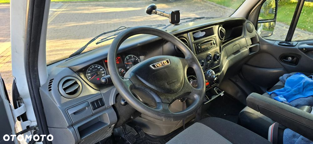 Iveco 35S17 - 24