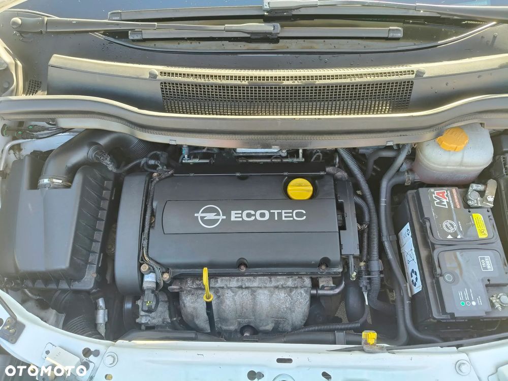 Opel Zafira 1.8 - 12