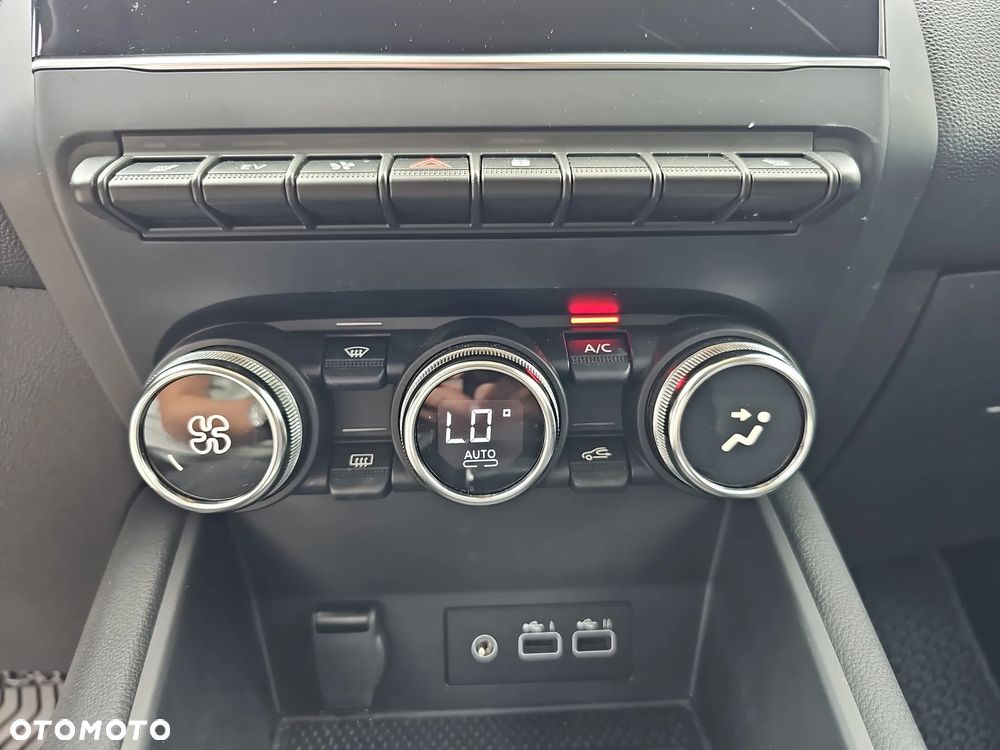 Renault Captur 1.6 E-TECH Full Hybrid 145 Techno - 17