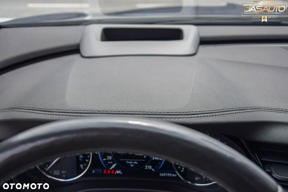 Opel Insignia - 21