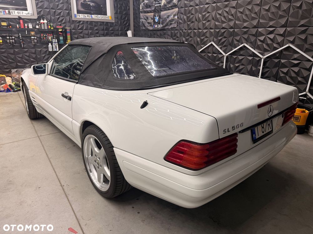 Mercedes-Benz SL - 27