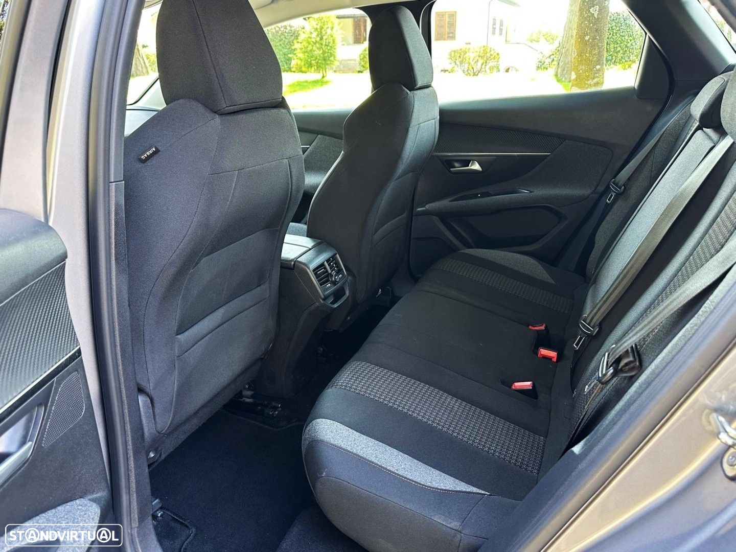 Peugeot 3008 1.5 BlueHDi Active - 12