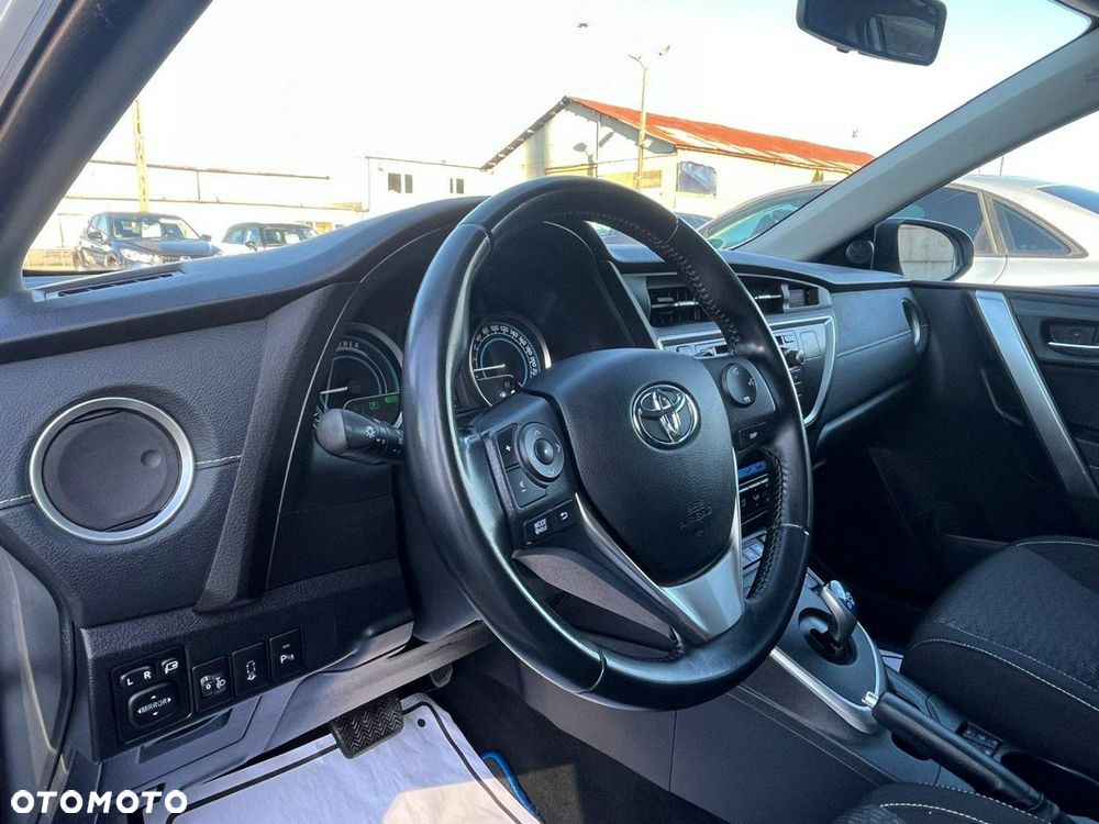 Toyota Auris - 22