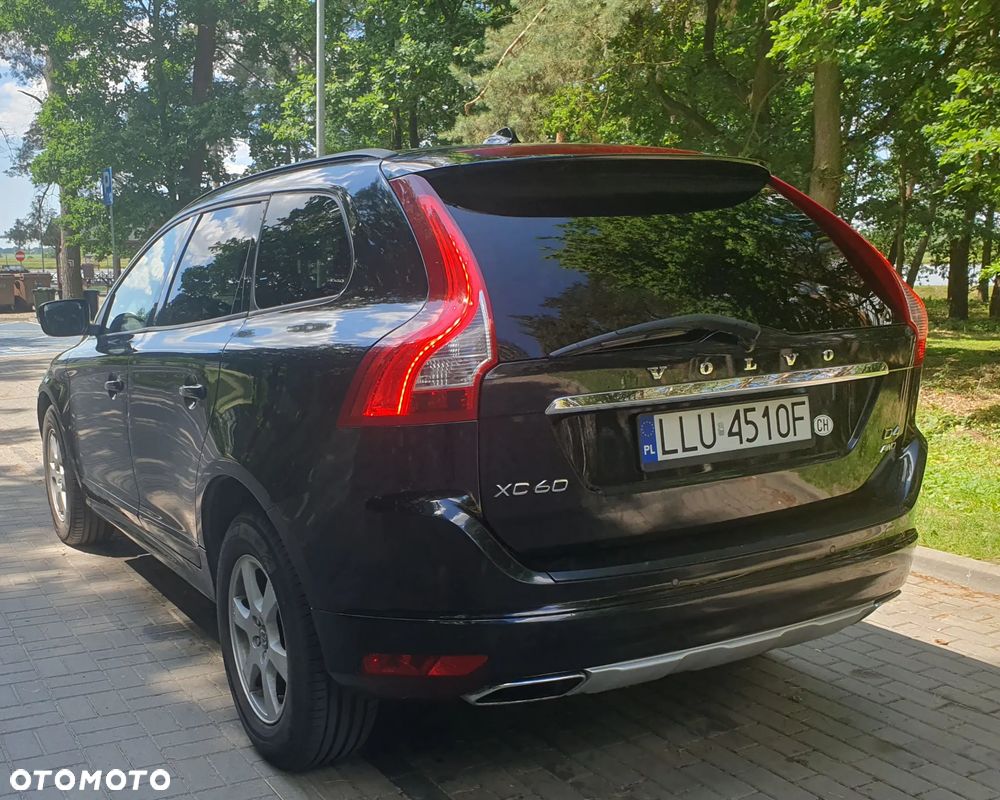 Volvo XC 60 D4 AWD Geartronic Momentum - 6