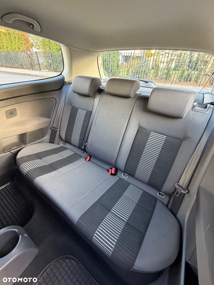 Volkswagen Golf 1.9 TDI Comfortline - 13