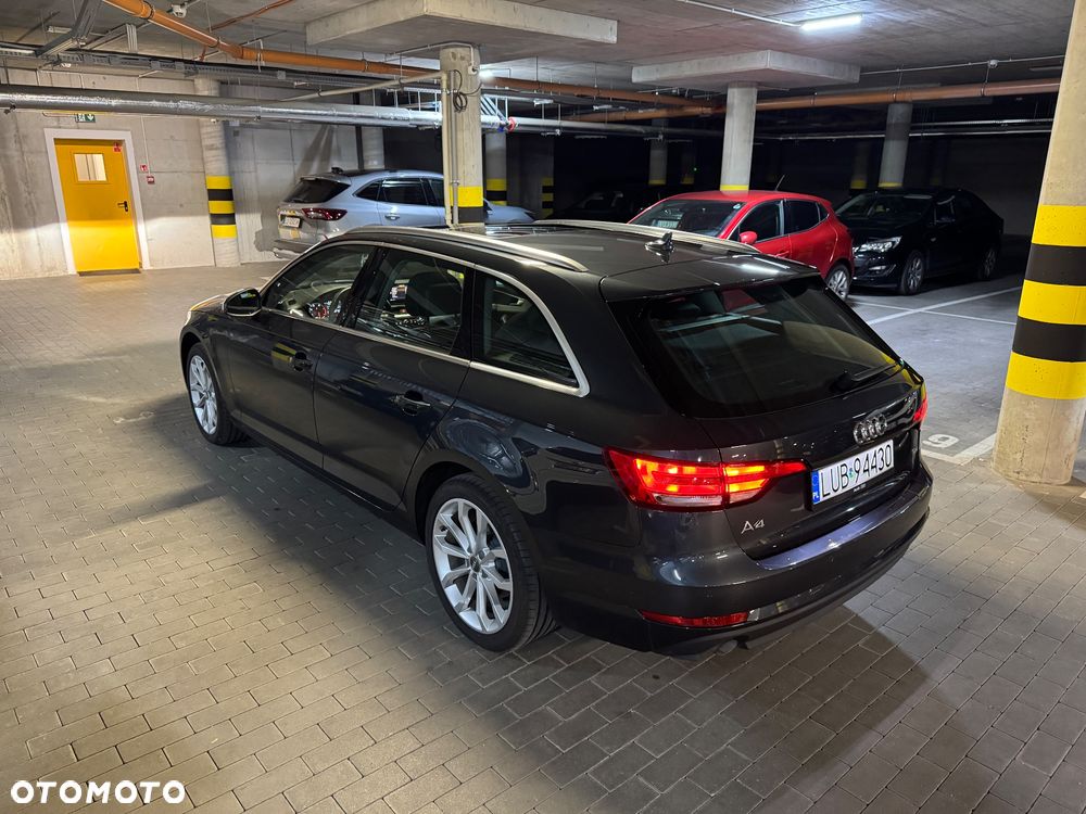 Audi A4 Avant 2.0 TDI - 1
