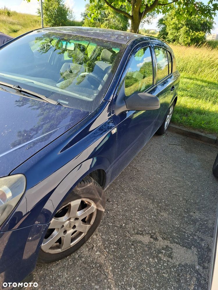 Opel Astra - 16