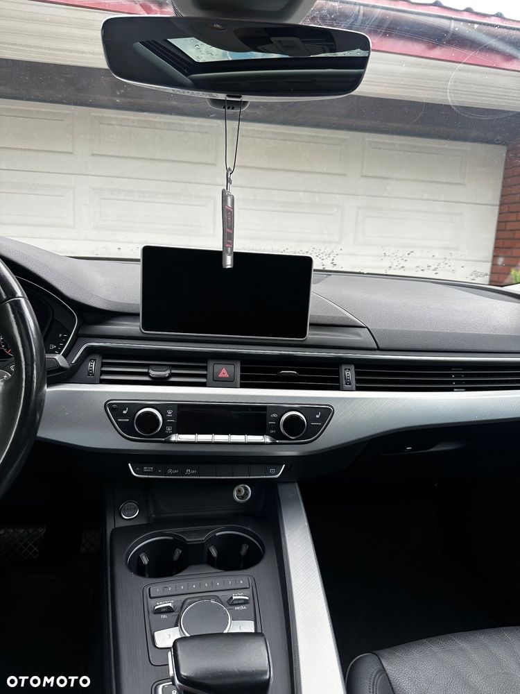 Audi A4 Limousine 2.0 TFSI ultra S tronic sport - 14