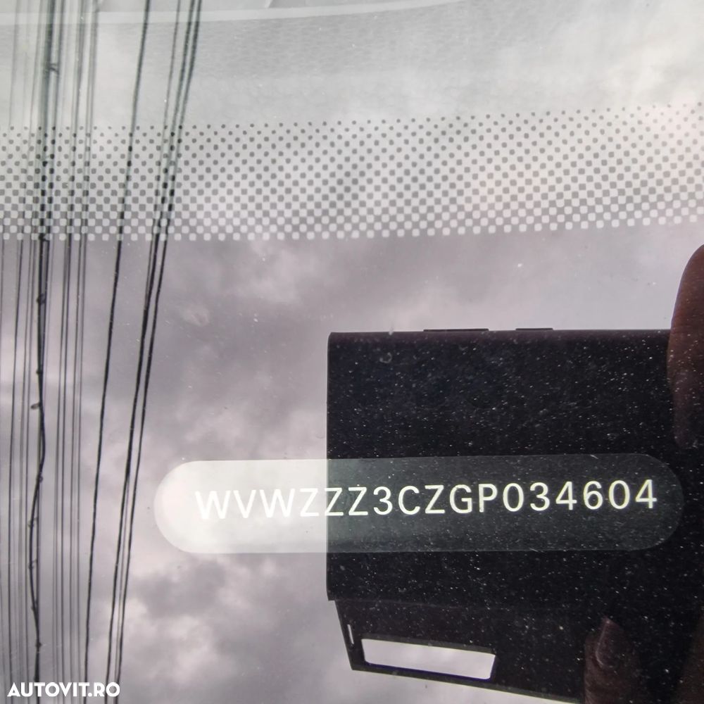 Volkswagen Passat Variant 2.0 TDI DSG (BlueMotion Technology) Comfortline - 13