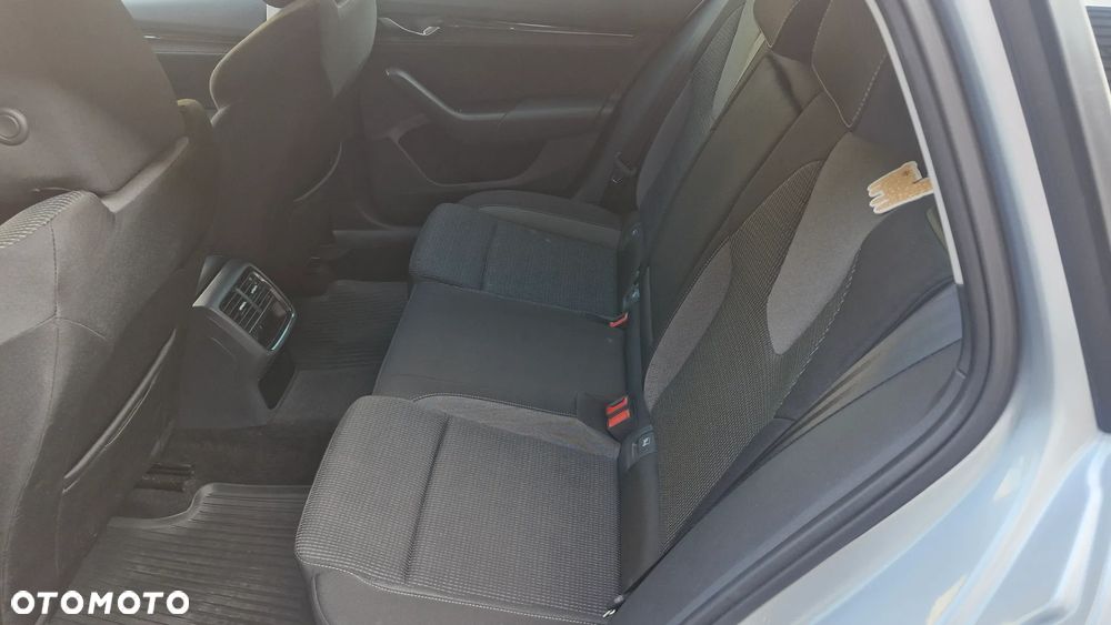Skoda Octavia 1.5 TSI ACT Ambition - 10