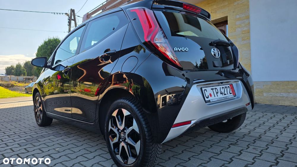 Toyota Aygo x-play club - 15