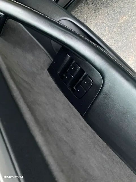 Tesla Model 3 RWD - 24