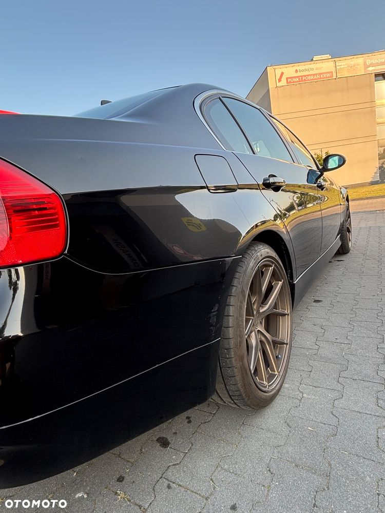 BMW Seria 3 325i - 9