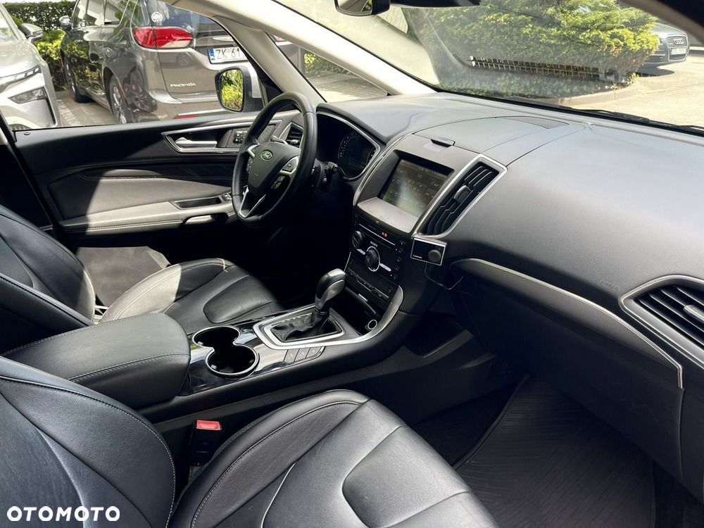 Ford S-Max - 30