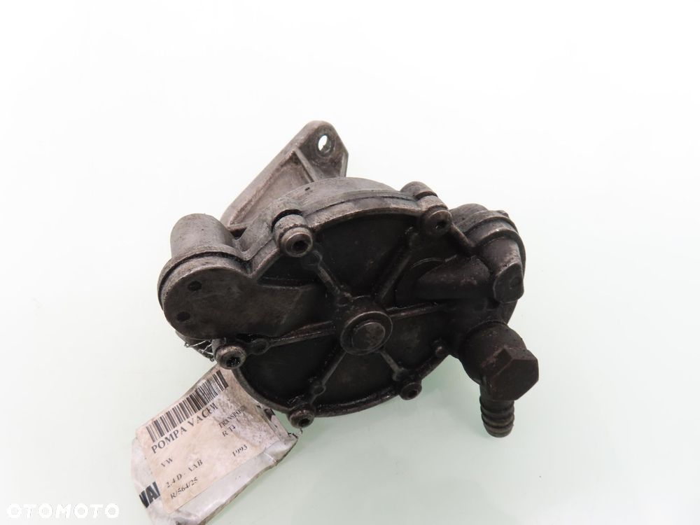 POMPA VACUM VW TRANSPORTER T4 2.4 D - 2