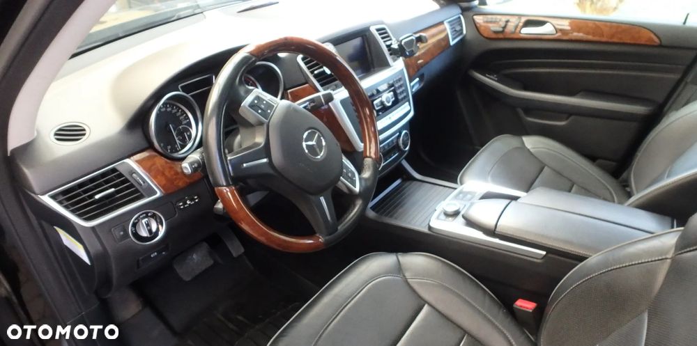 Mercedes-Benz ML 500 BlueEff 4-Matic - 4