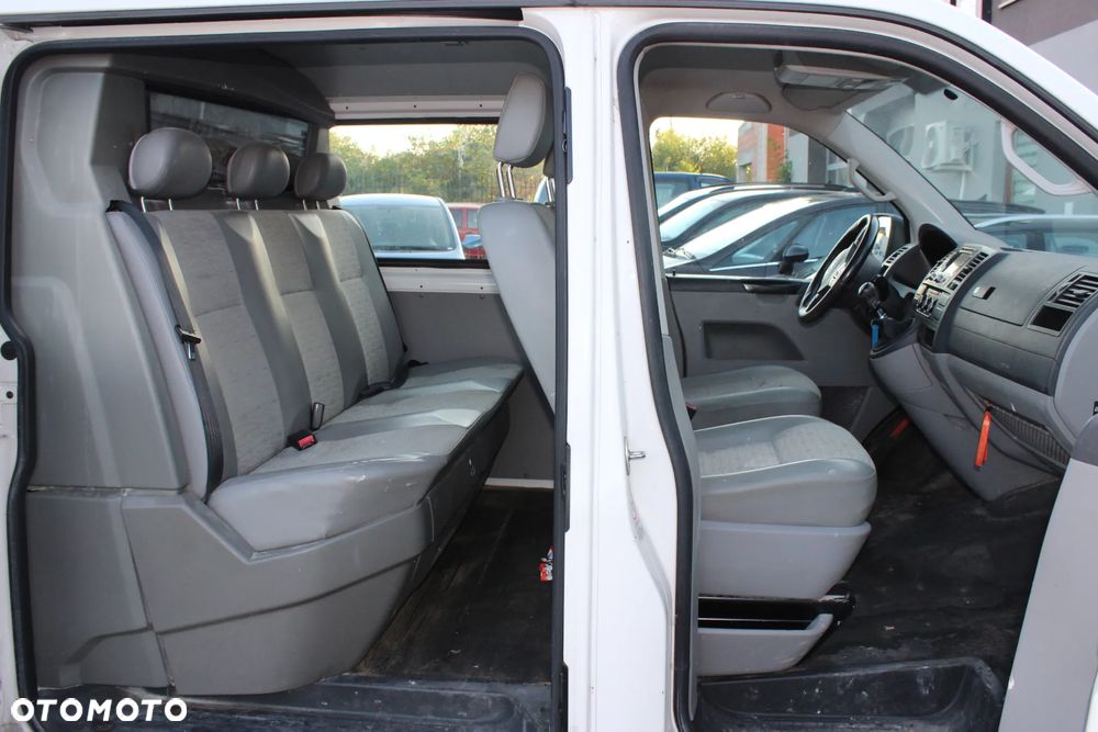 Volkswagen Transporter L2H1 - 12