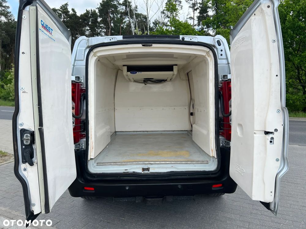 Peugeot EXPERT - 13