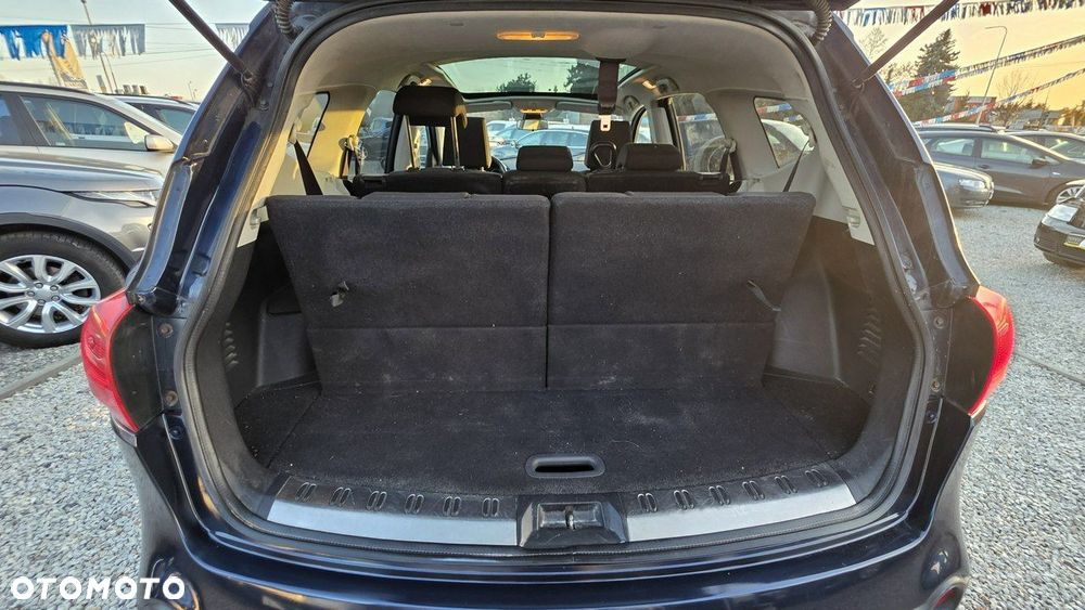 Nissan Qashqai+2 - 26