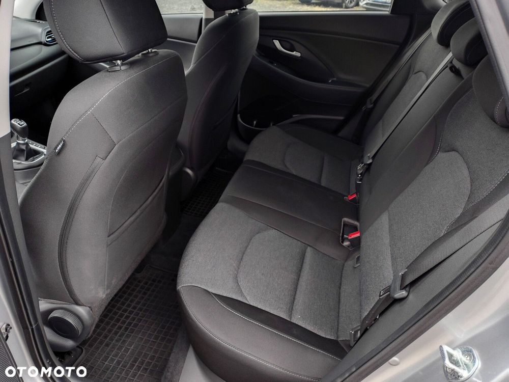 Hyundai i30 1.5 DPI Smart - 23
