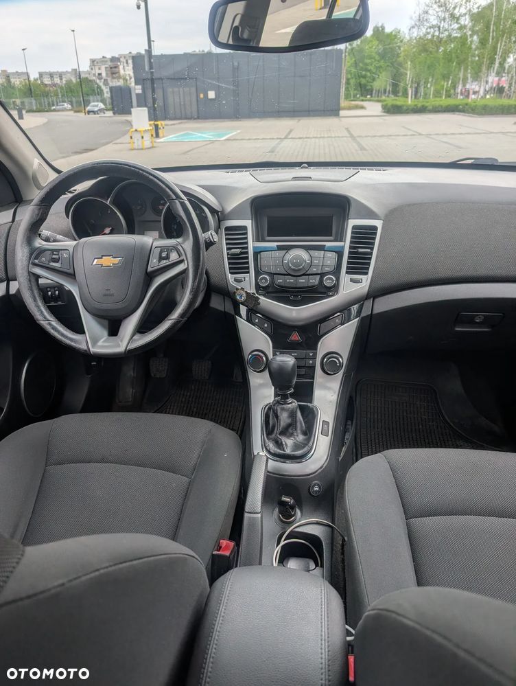 Chevrolet Cruze 1.8 LTZ - 16