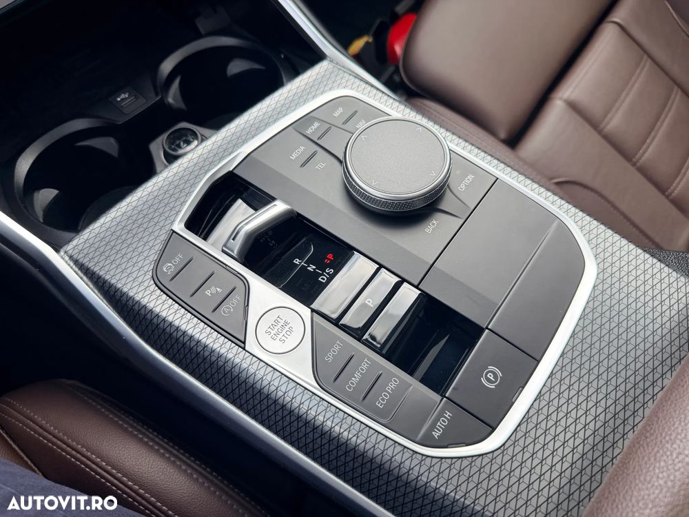 BMW Seria 3 330i xDrive Aut. - 20