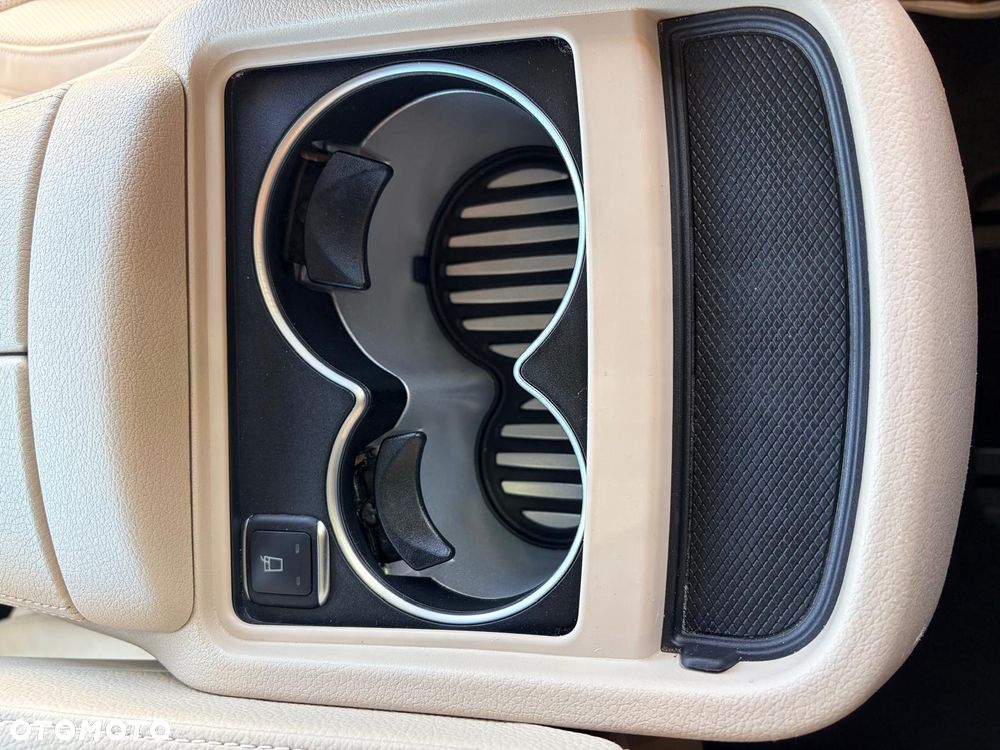 Mercedes-Benz Klasa V 300 d 4-Matic Exclusive 9G-Tronic (d³ugi) - 15