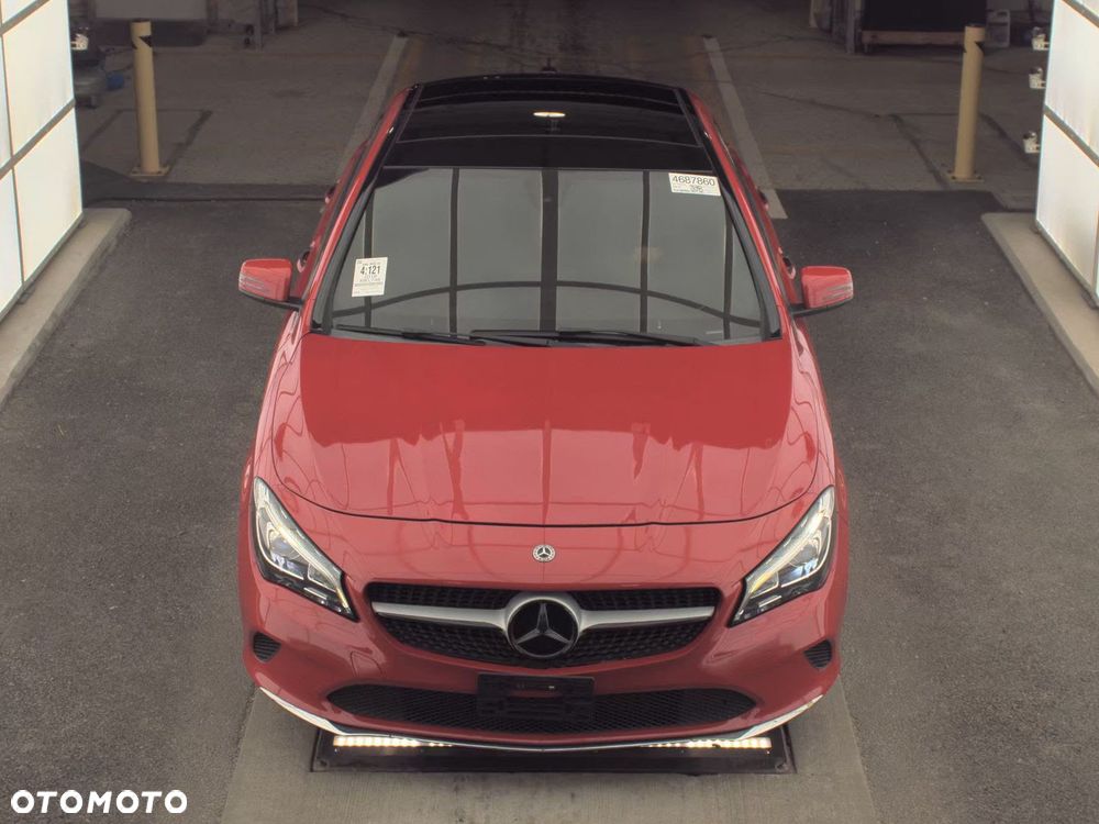 Mercedes-Benz CLA - 4