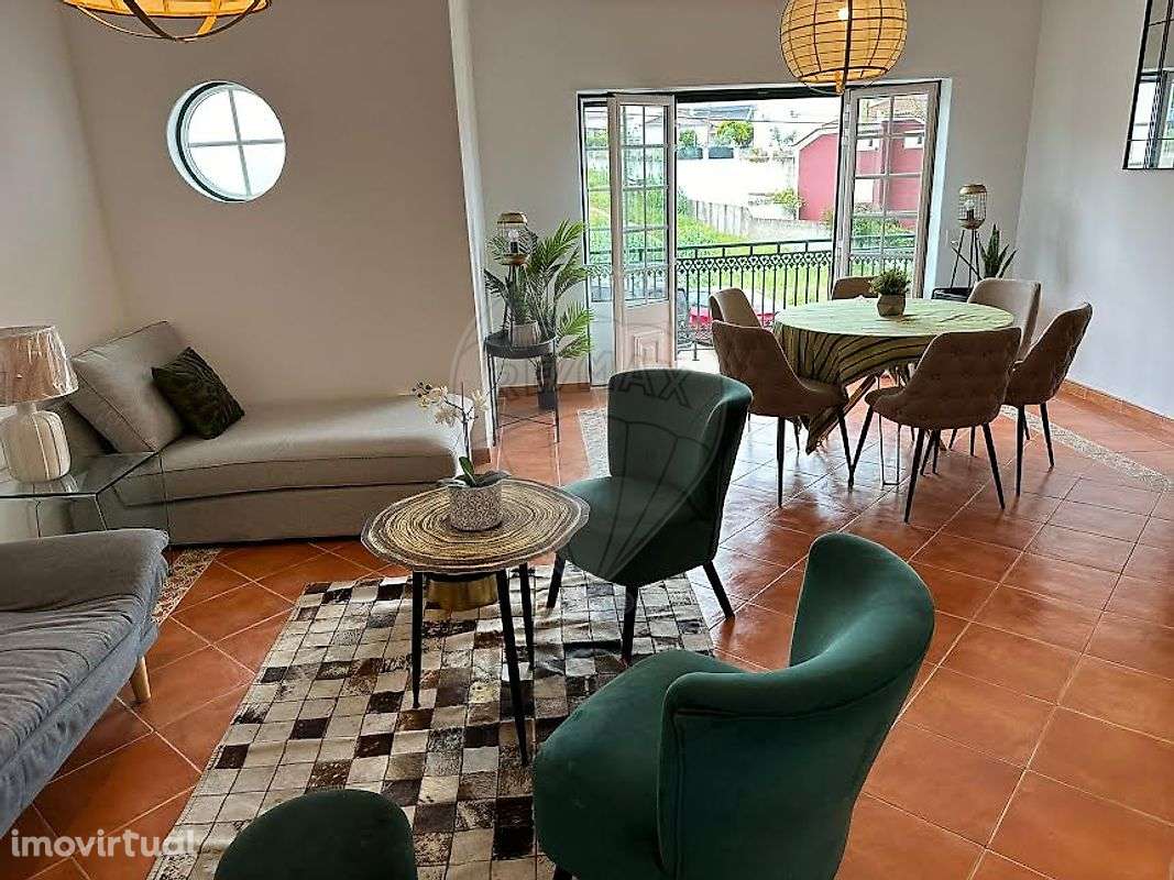 Moradia T5 para venda - Grande imagem: 2/16