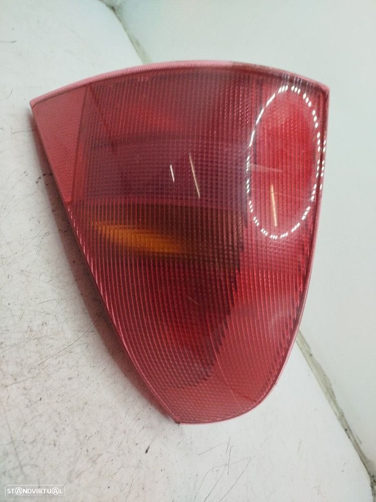 Farolim Stop Esq Renault Clio Ii (Bb0/1/2_, Cb0/1/2_) - 3