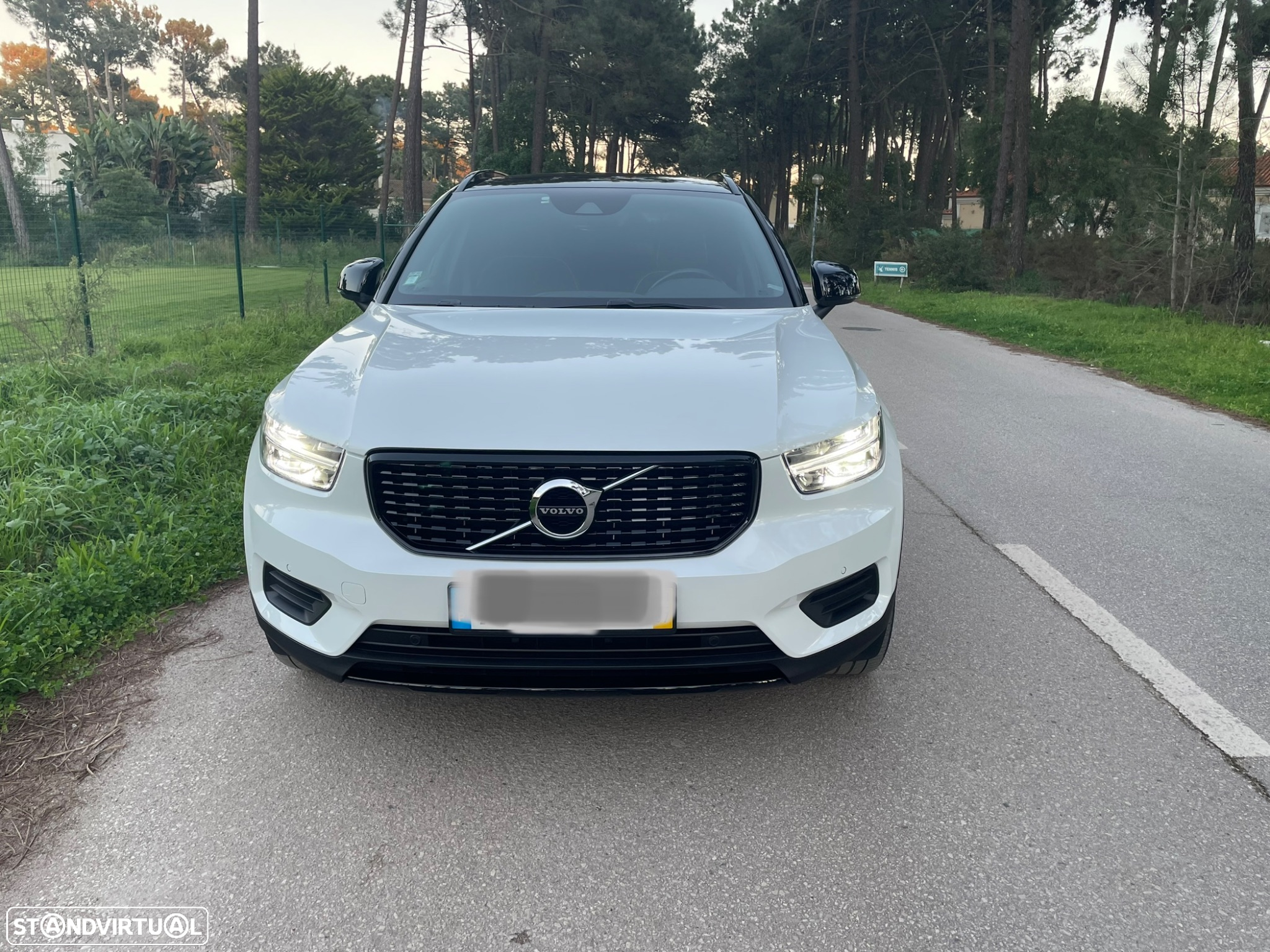 Volvo XC 40 2.0 D3 R-Design - 8