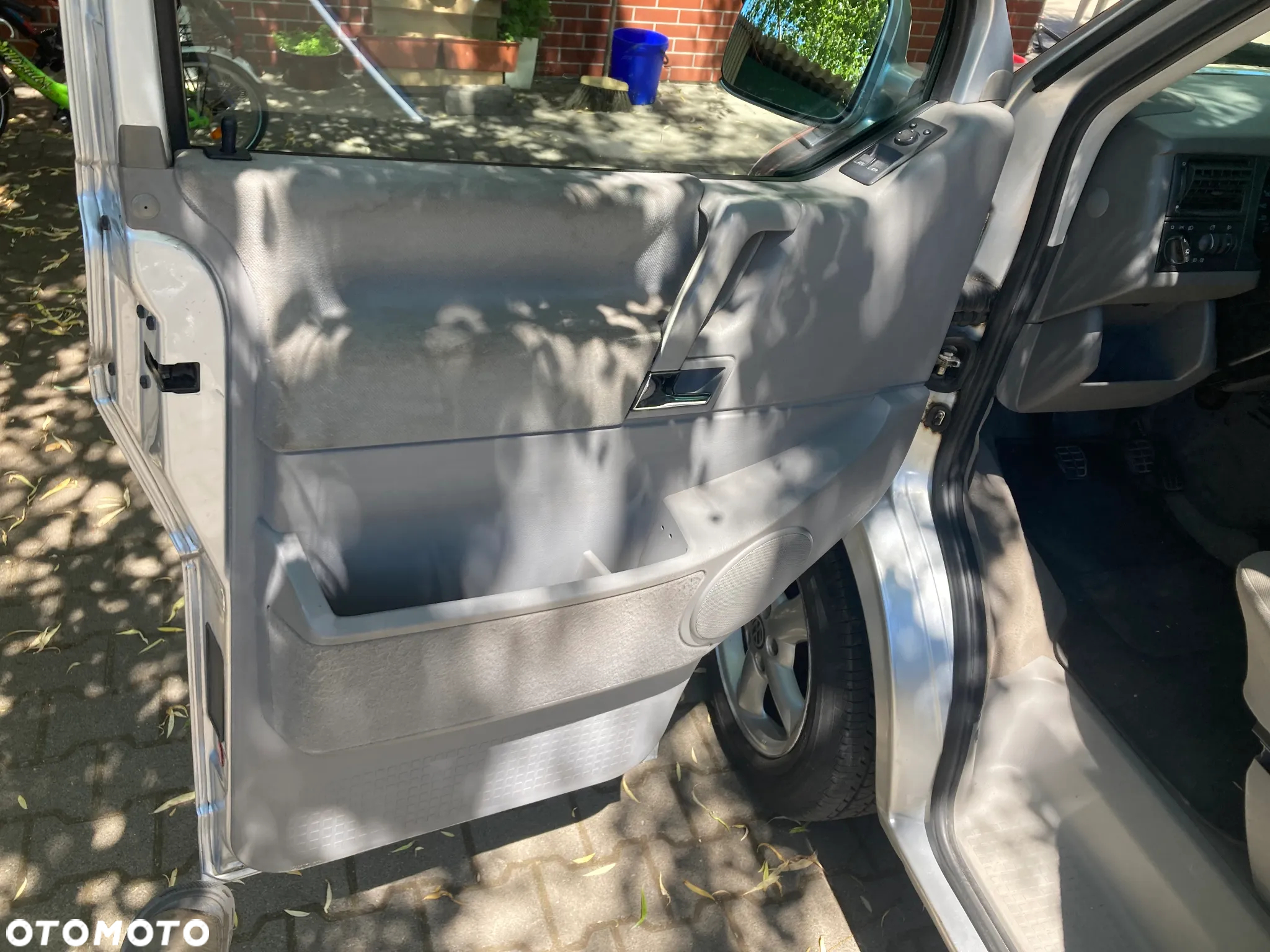 Volkswagen Multivan TDI - 11