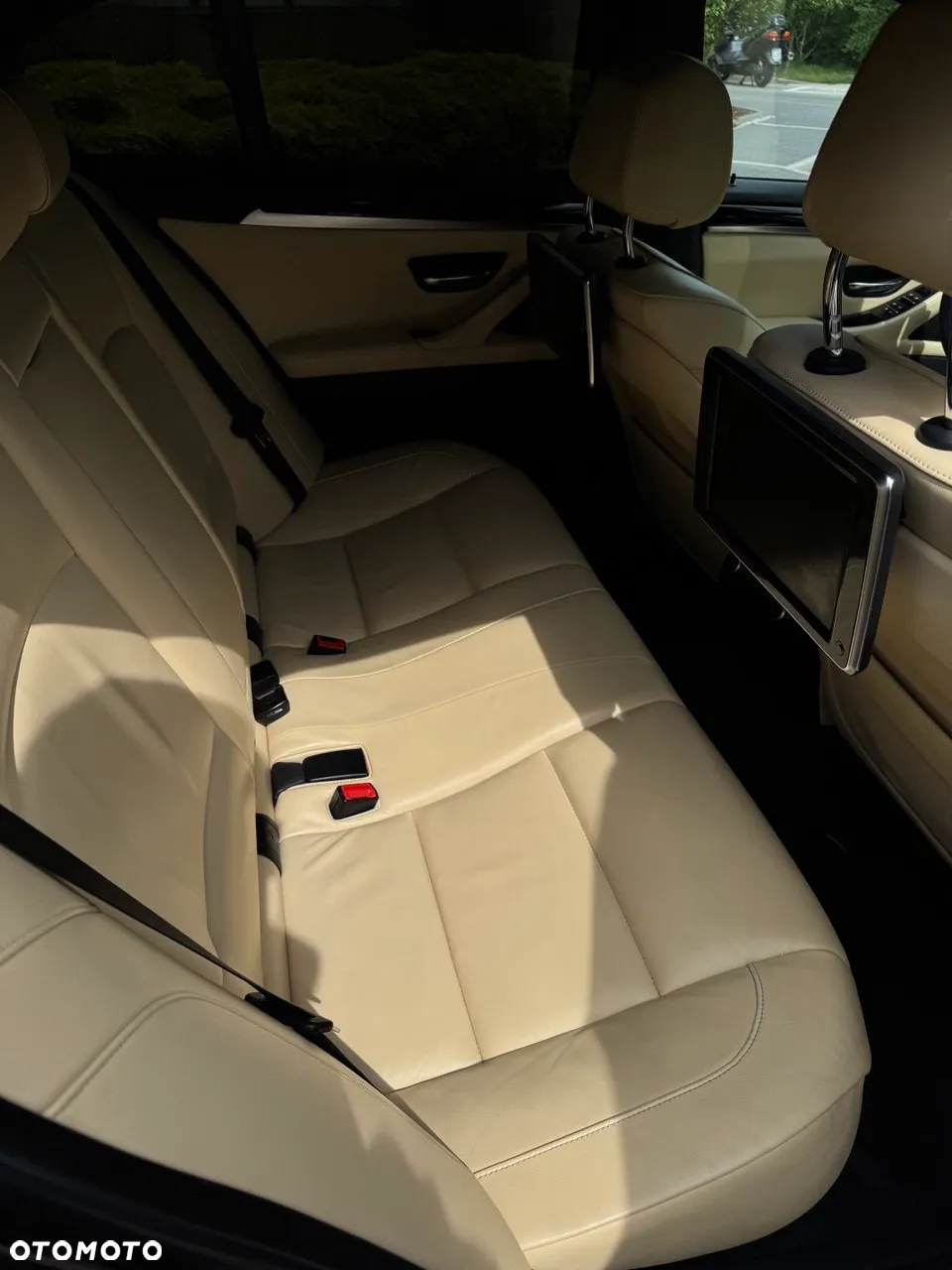 BMW Seria 5 535d xDrive - 24