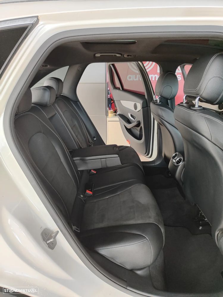 Mercedes-Benz GLC 220 d 4Matic 9G-TRONIC AMG Line - 21