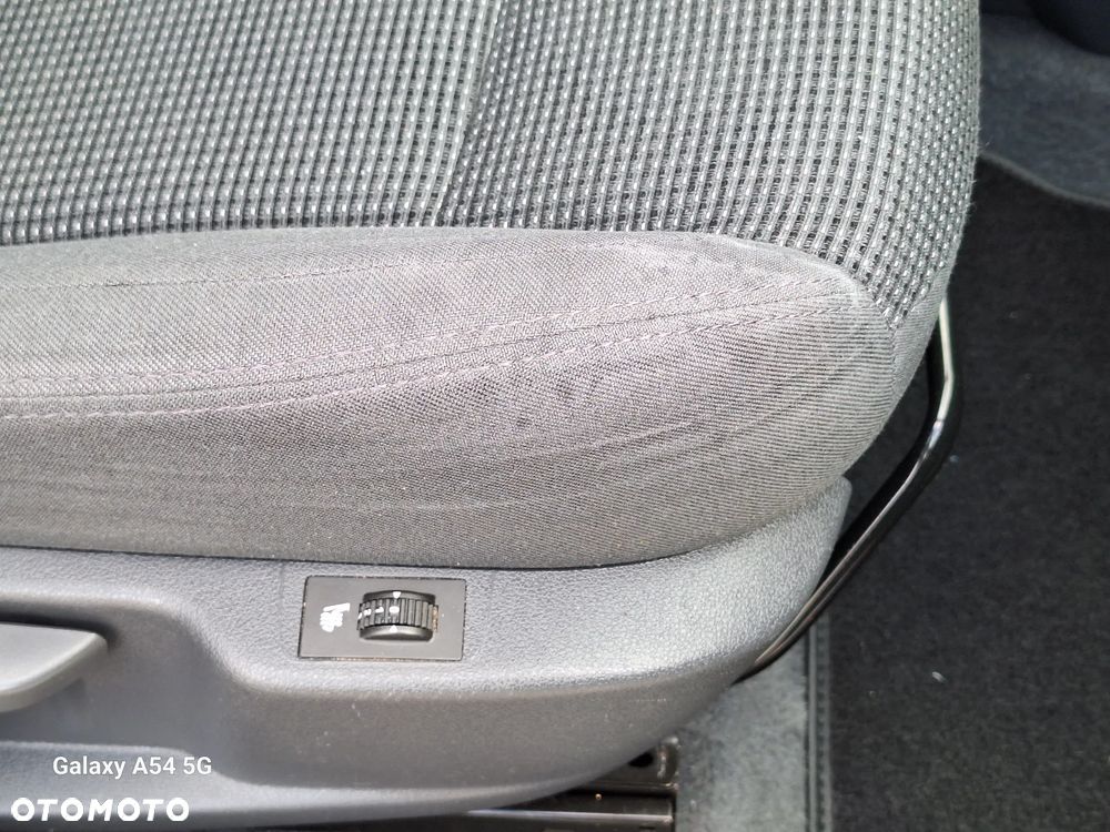 Peugeot 5008 2.0 BlueHDi Active - 22