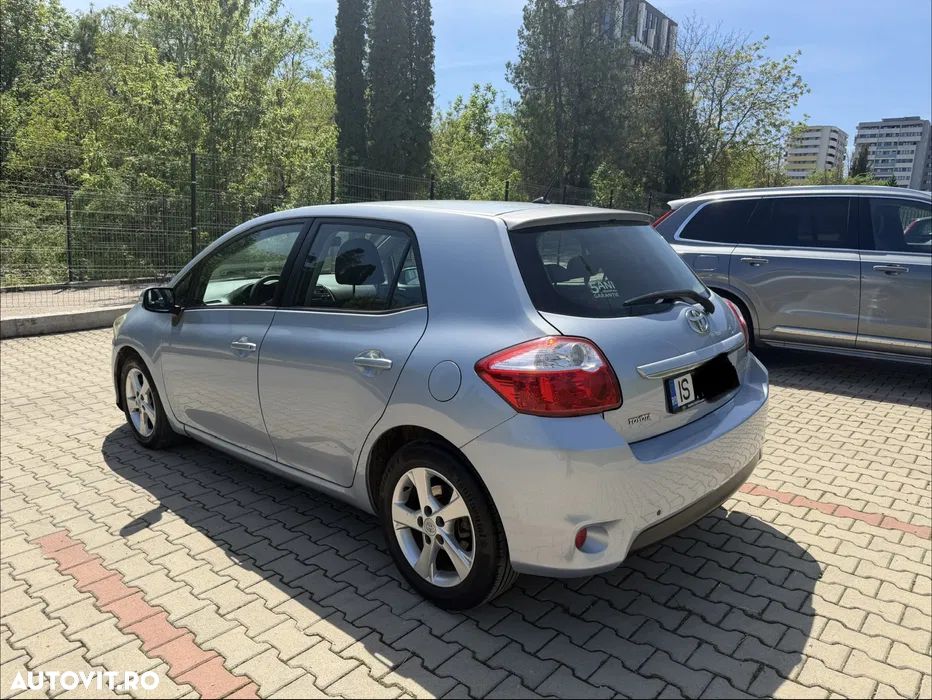 Toyota Auris 1.3 Dual VVT-i Terra - 4